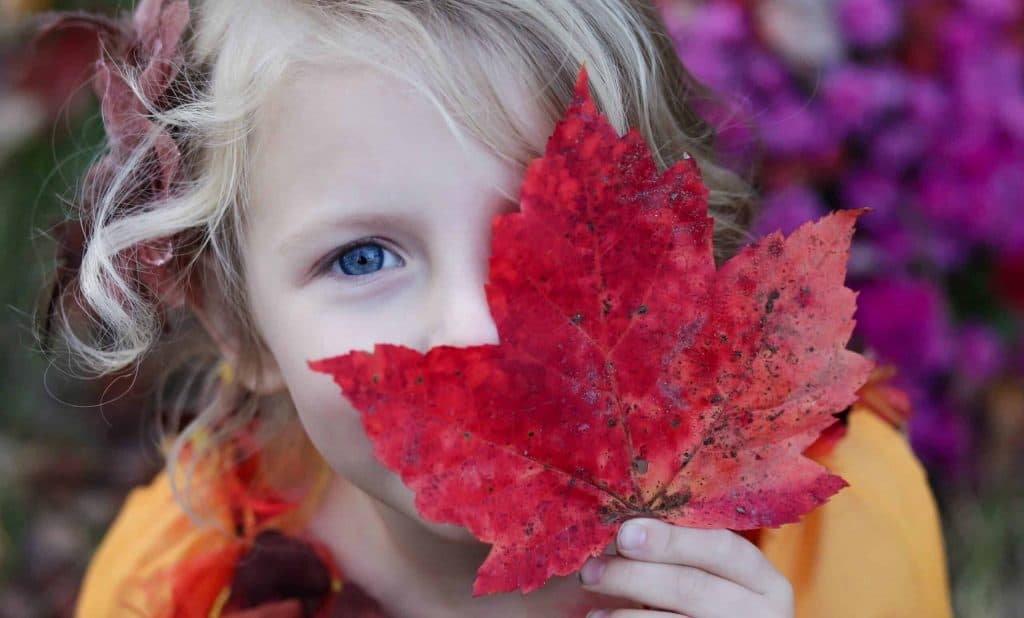 girl-with-leaf-2-1-scaled